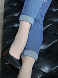 [IESS] Zhang Xinyue's silk feet, high heels and jeans(2)